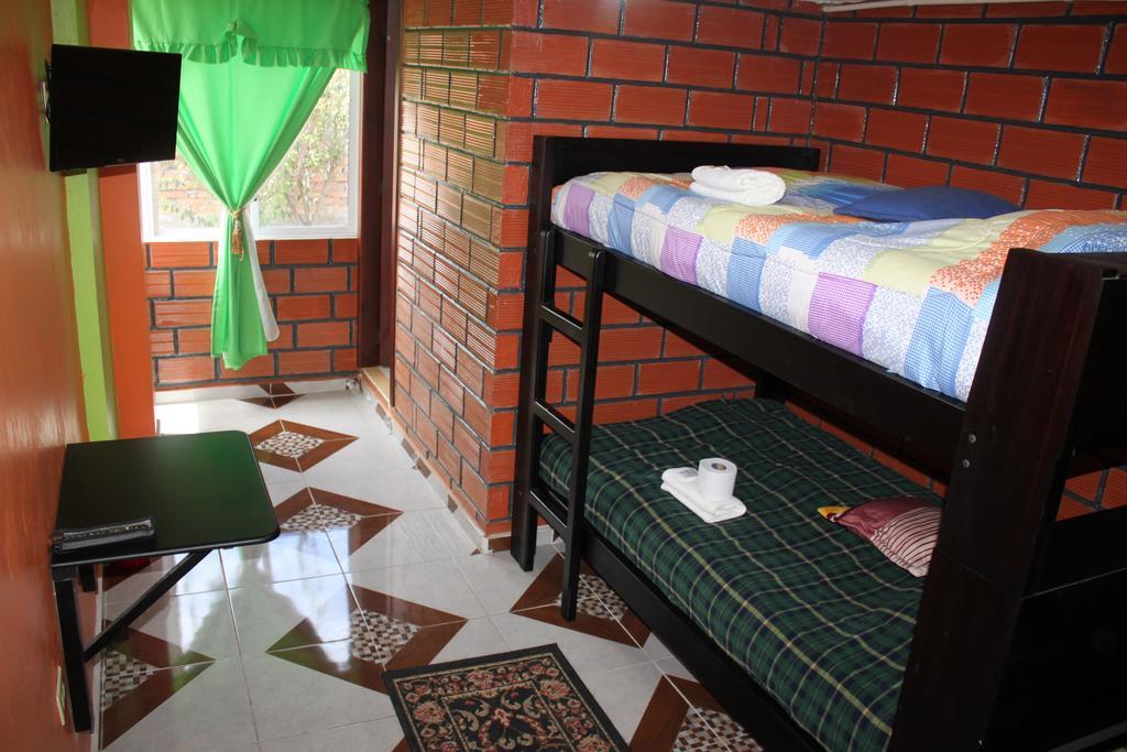 Hostel Sendero De Volcanes Латакунґа Екстер'єр фото