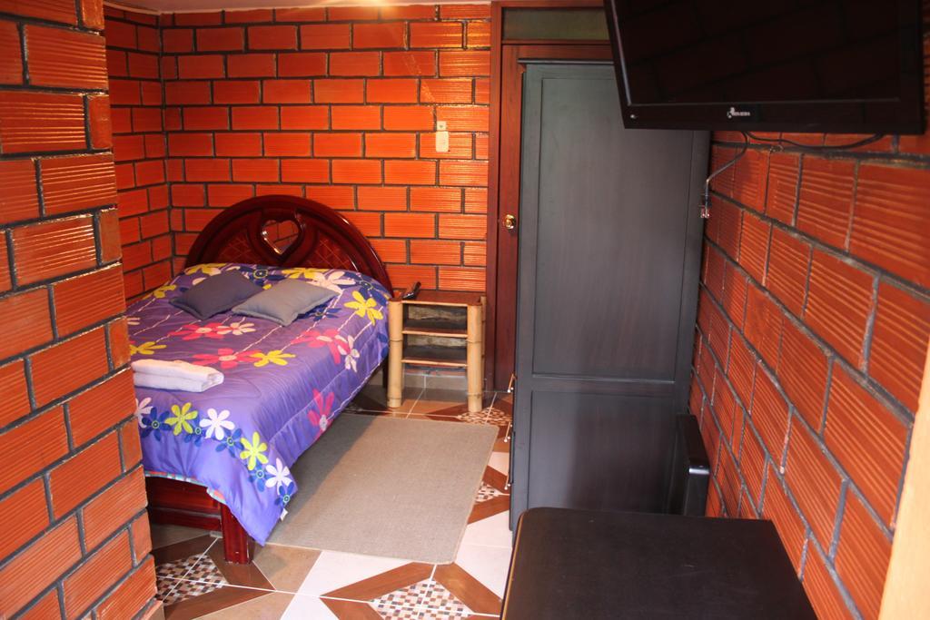 Hostel Sendero De Volcanes Латакунґа Екстер'єр фото