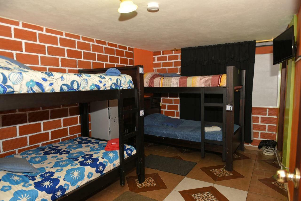 Hostel Sendero De Volcanes Латакунґа Екстер'єр фото